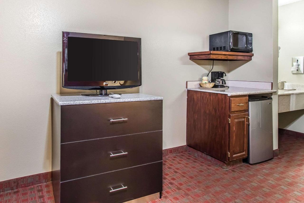 Quality Inn&Suites La Vergne Exterior foto