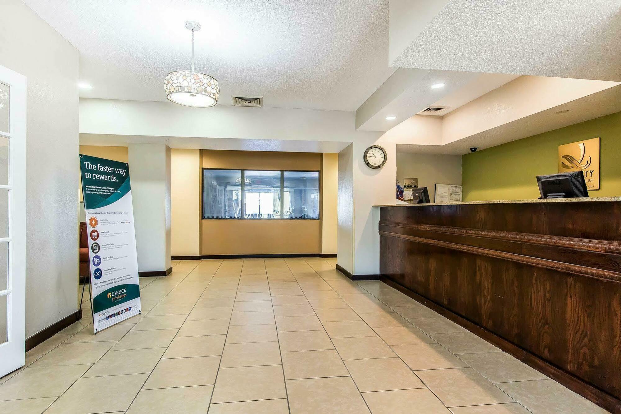 Quality Inn&Suites La Vergne Exterior foto