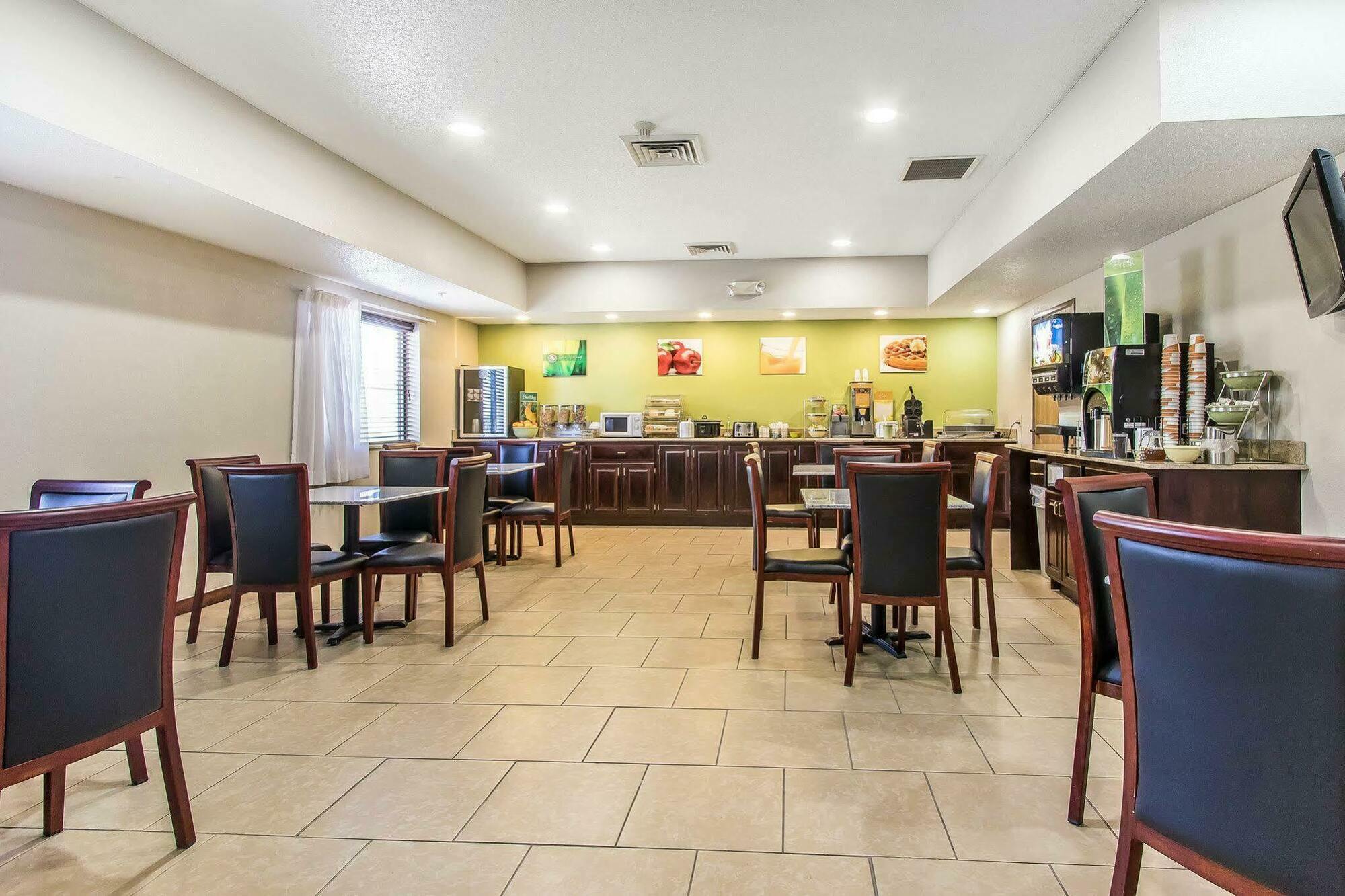 Quality Inn&Suites La Vergne Exterior foto