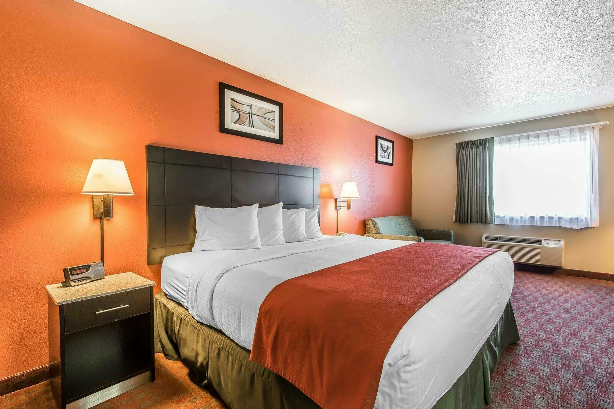 Quality Inn&Suites La Vergne Exterior foto