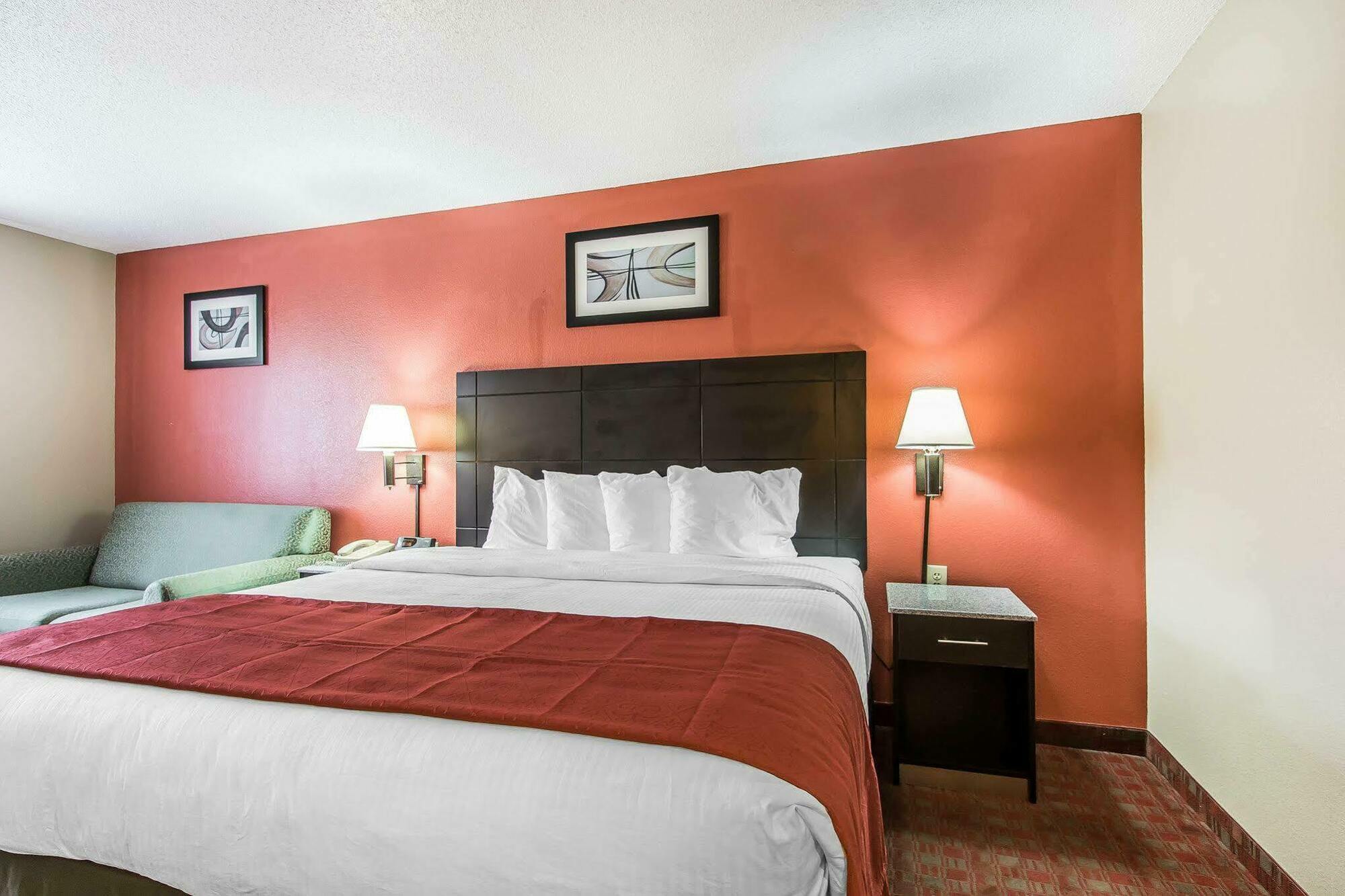 Quality Inn&Suites La Vergne Exterior foto