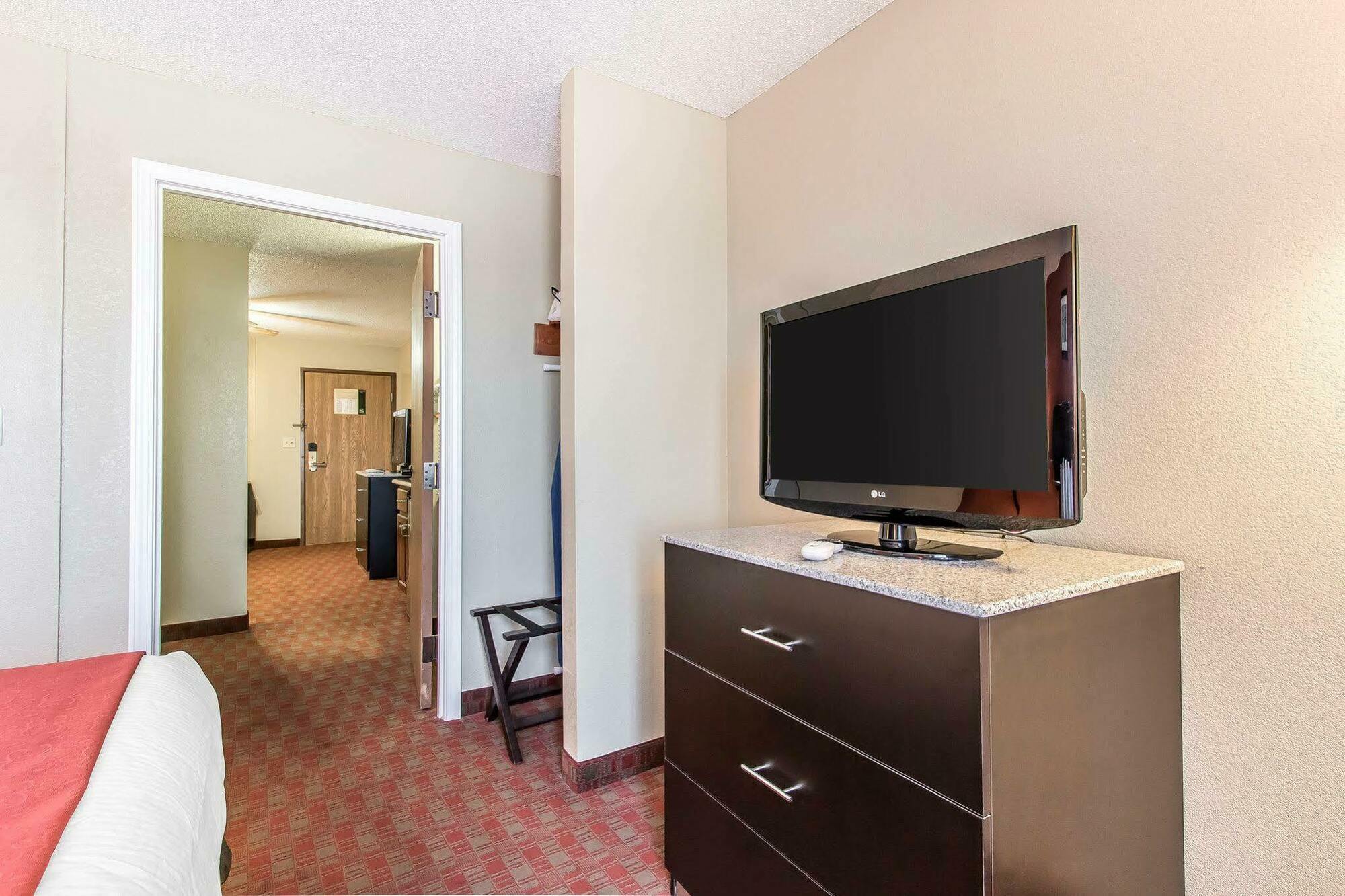 Quality Inn&Suites La Vergne Exterior foto
